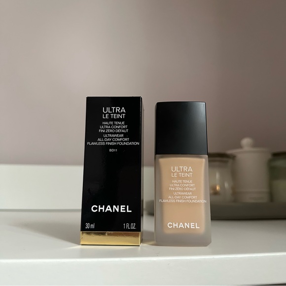 CHANEL Other - Chanel Ultra Le Teint All-Day Comfort Flawless Finish Foundation (BD11)